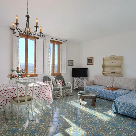 Semesterbostad Podere Conte Francesco-alvino By Interhome